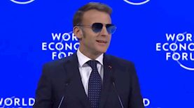 מקרון, צילום: יוטיוב צילוםמסך